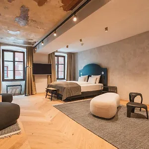 Apart-hotel H5 Grauer Baer & Innsbruck