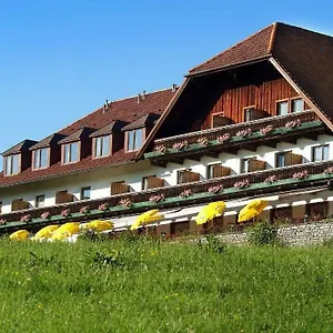 schoene-aussicht.salzburghotels.net/