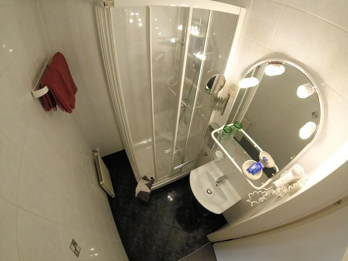 Hotel Pension Excellence Vienna