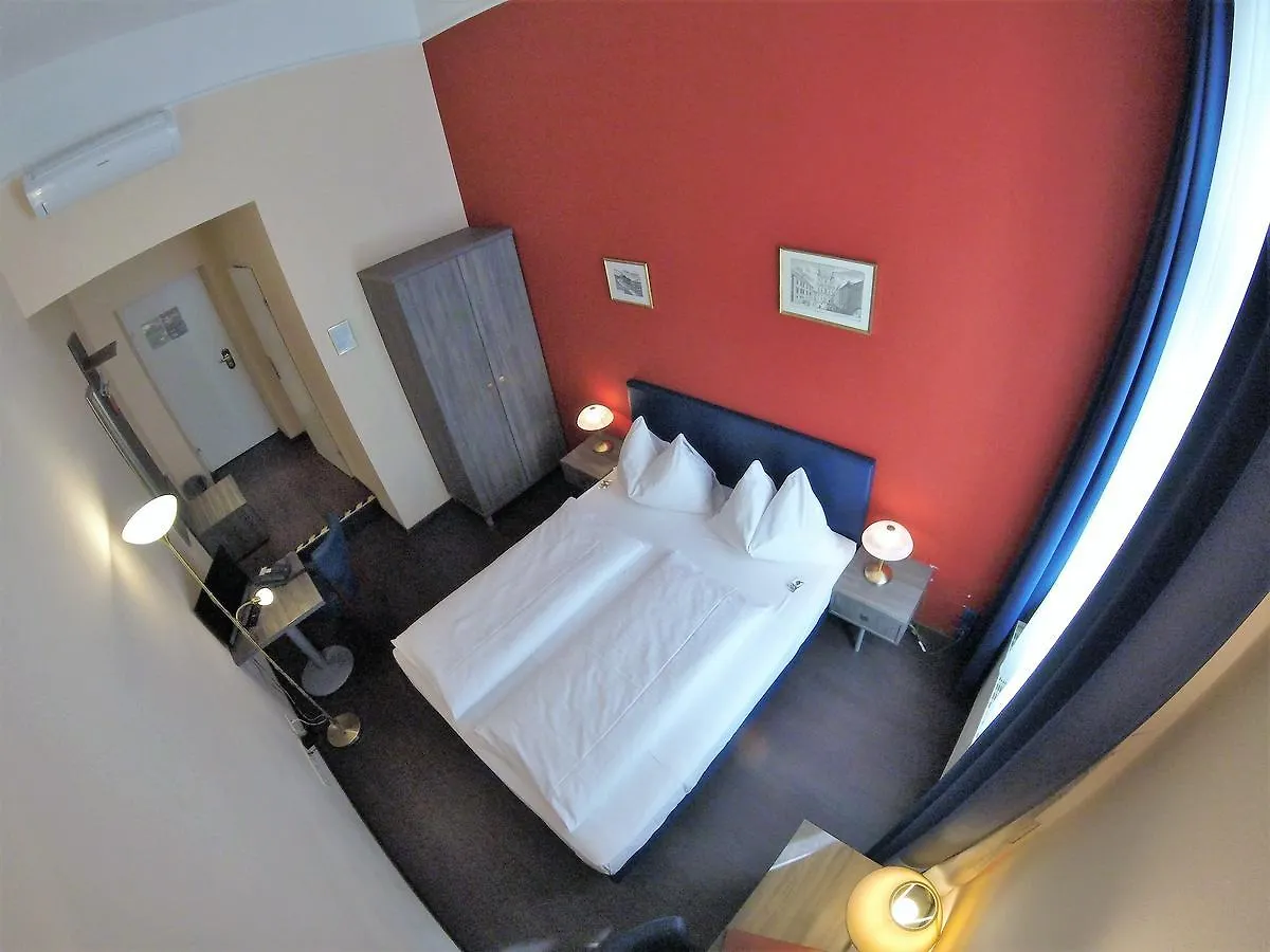 Hotel Pension Excellence Wien 4*,