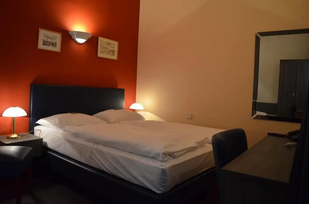 Hotel Pension Excellence Wien 4*,  Österrike